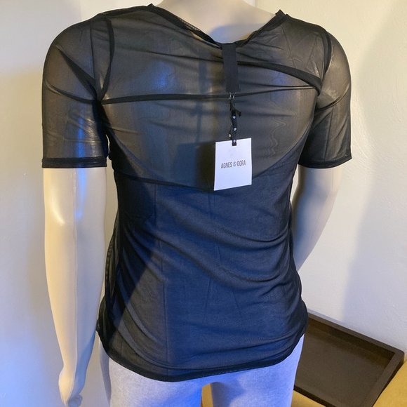 New NEVER Worn Fitted Tee- Black Mesh - Picture 2 of 6